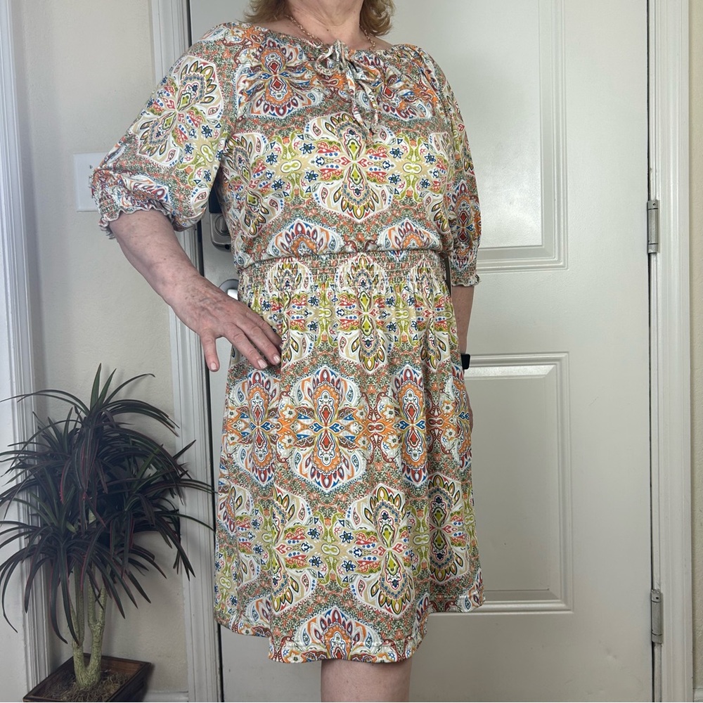 Sunny Leigh Paisley Dress size L Smocked Waist Knee Length Keyhole Boho New